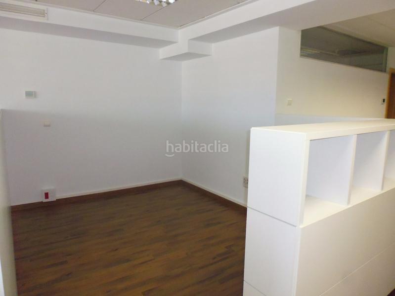 Foto 6a6dbd35-8e16-415b-9535-e8a9b2004cd3. Alquiler oficina s en alquiler en edificio destinado únicamente a oficinas. en Alcúdia (l´)
