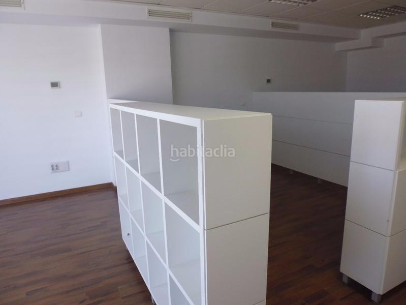 Foto 8d7e85c7-cc23-4672-a0cf-c42575568f6c. Alquiler oficina s en alquiler en edificio destinado únicamente a oficinas. en Alcúdia (l´)