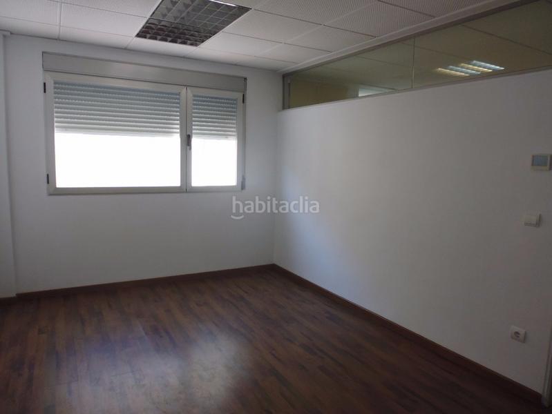 Foto 9bdc0340-287c-44d0-ae66-3a9b7687320a. Alquiler oficina s en alquiler en edificio destinado únicamente a oficinas. en Alcúdia (l´)
