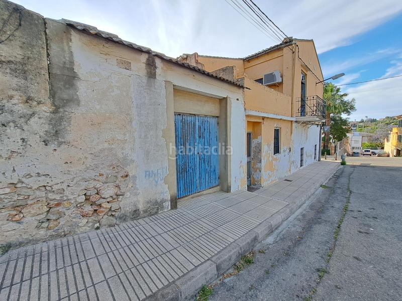 Foto 752c7d73-54ef-42e9-8489-630061106586. Casa  en venta que forma esquina a dos calles en Alzira