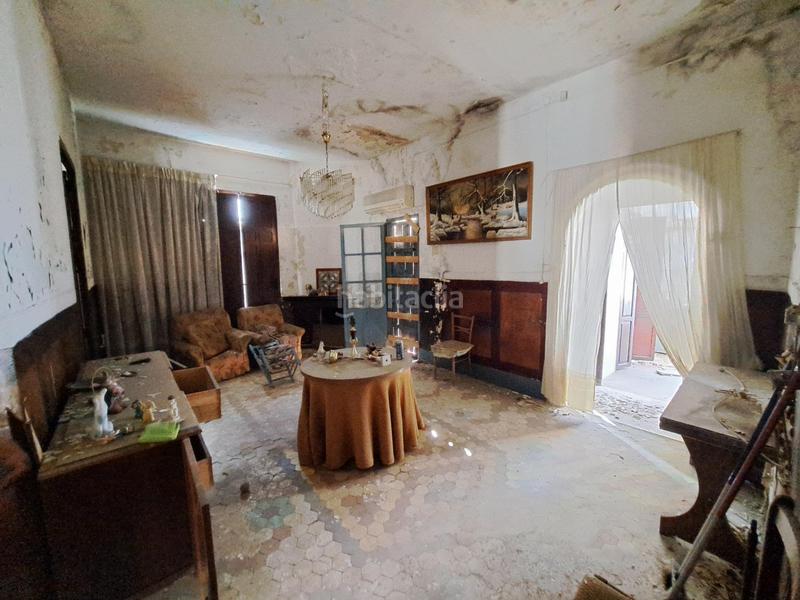 Foto cad5e938-4fbe-4339-ba14-745df4419175. Casa  en venta que forma esquina a dos calles en Alzira