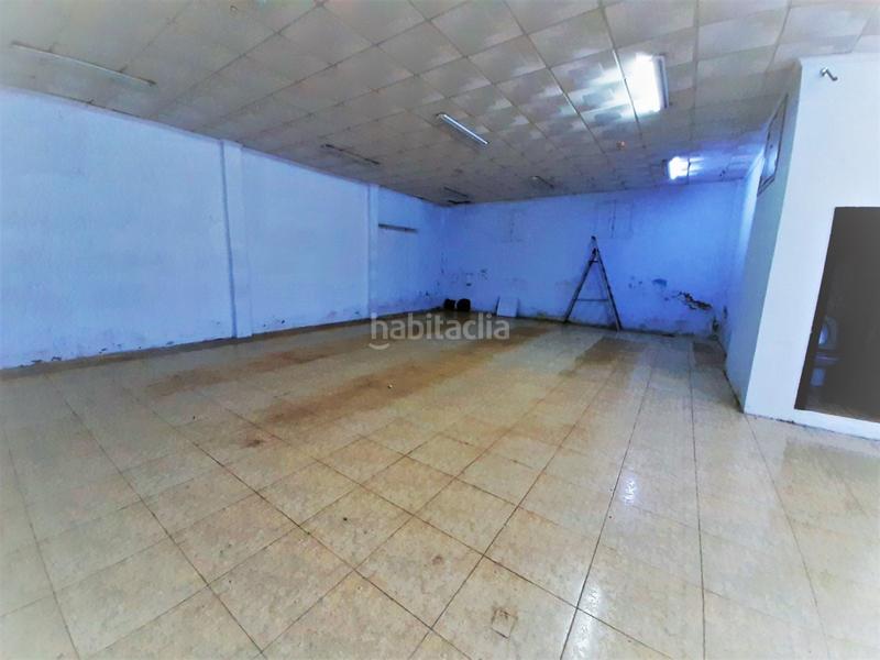 Foto 49be755a-f19d-444f-a31c-a65ceddb1f34. Alquiler local comercial estupendo local comercial diafano en Carcaixent