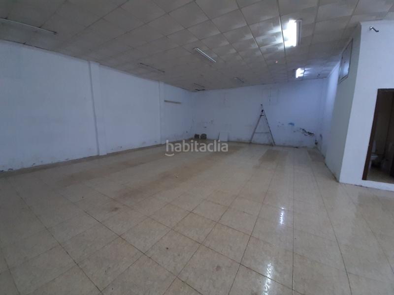 Foto f393fd16-6c83-48f1-82dc-55fc62194da6. Alquiler local comercial estupendo local comercial diafano en Carcaixent