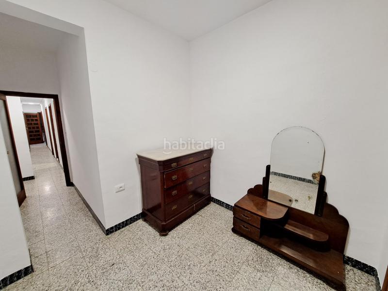Foto 53141b7e-e081-41ea-a879-5dc40d7d7ee3. Casa  en venta con dos pisos altos y bajo comercial en zona centrica en Alzira