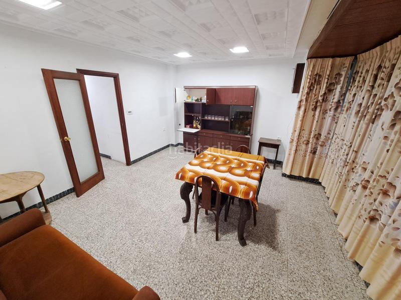 Foto 66c8088f-1948-4243-bf50-6930ed6d6fe1. Casa  en venta con dos pisos altos y bajo comercial en zona centrica en Alzira