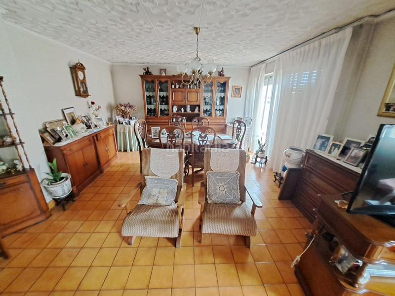 Foto 270dfbd7-84d9-4707-b710-ec0ce5179f63. Casa gran casa , con terraza, jardín y garaje para 10 coches! en Carcaixent