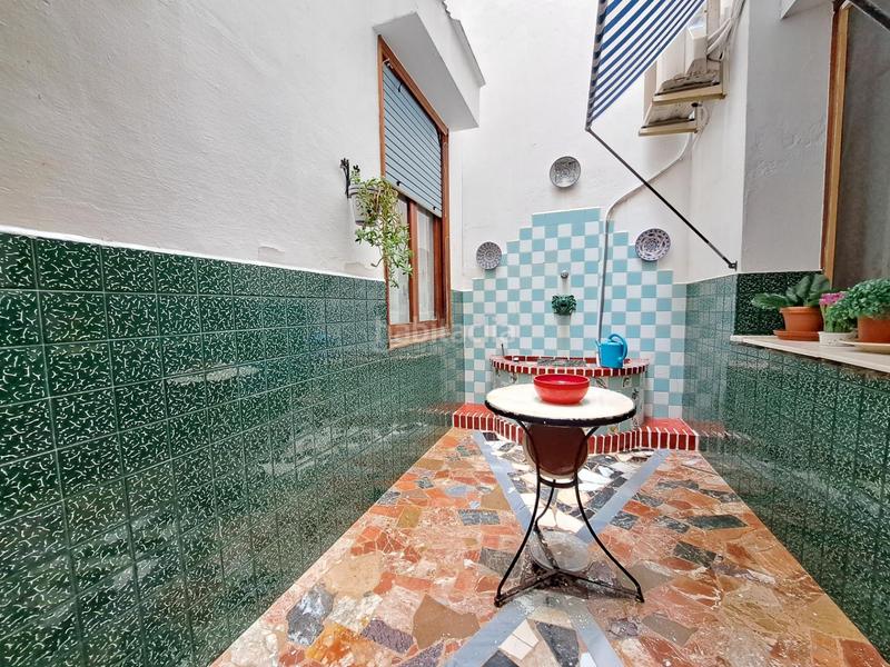 Foto 8680bd2b-c8ec-404f-8766-fa9dc25db498. Planta baja gran planta baja en venta en pleno paseo ubicación inmejorable en Carcaixent