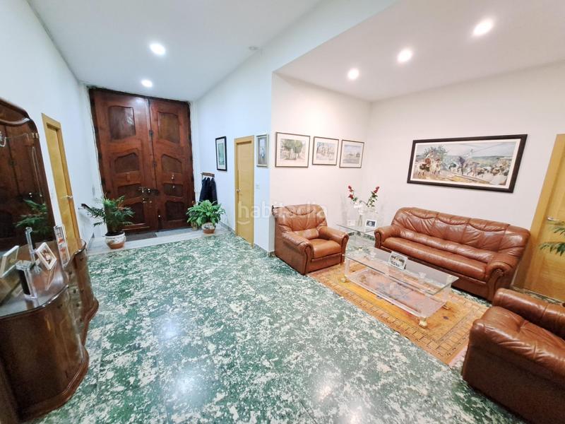 Foto c0f268c7-b724-4551-a52c-840755d1080a. Planta baja gran planta baja en venta en pleno paseo ubicación inmejorable en Carcaixent