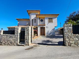 Chalet à Urbanitzacions i Pedanies Nord. Espectacular chalet en venta en urb.el respirall alzira
