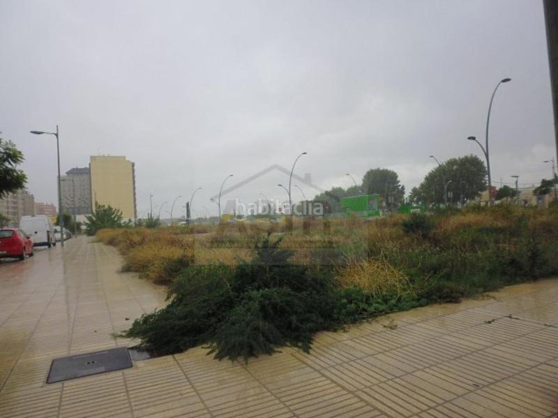 Foto 55069d9a-325c-4e6a-81ca-7a4c29eaf384. Aparcament cotxe a Tulell Alzira