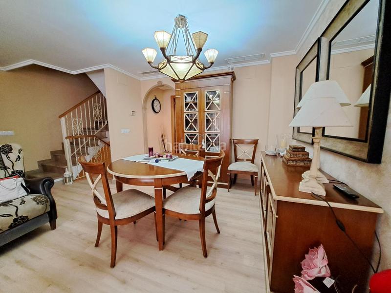 Foto 849b256f-88cf-457f-8e46-0c75a3585d51. Casa adosada precioso adosado con excelentes calidades en calle peatonal, zona cartonajes!! en Alzira