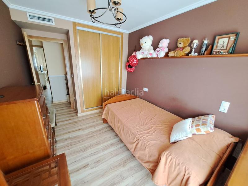 Foto c6a2fe9d-e903-4985-8362-097f395633c9. Casa adosada precioso adosado con excelentes calidades en calle peatonal, zona cartonajes!! en Alzira