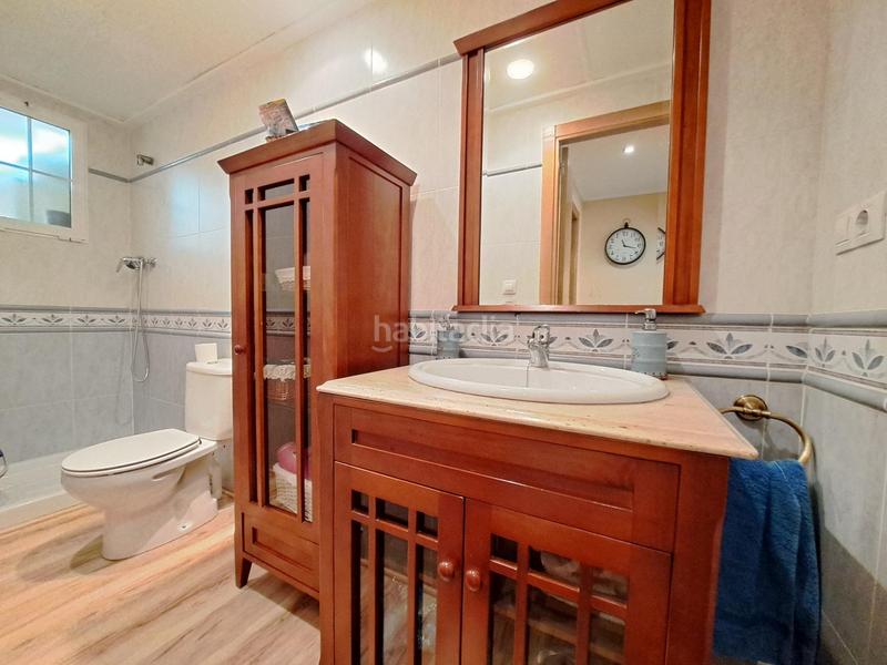 Foto d9fb8805-28ef-4b3f-aaeb-b739e642fc6a. Casa adosada precioso adosado con excelentes calidades en calle peatonal, zona cartonajes!! en Alzira