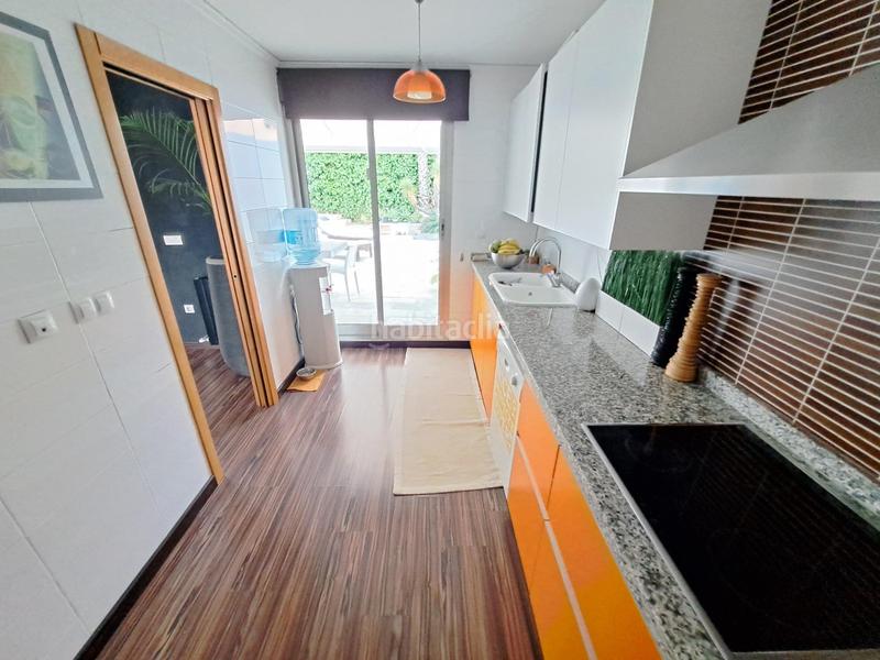 Foto 52c6ac58-6841-49dd-8b12-fbc04d0c3aec. Casa adosada precioso adosado de diseño en venta en la exclusiva urbanización el racó, ! en Alzira
