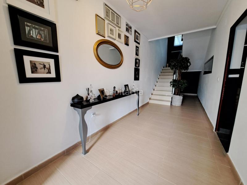 Foto 602248ba-f5fd-44e4-b35d-4251d28faf76. Casa adosada precioso adosado de diseño en venta en la exclusiva urbanización el racó, ! en Alzira