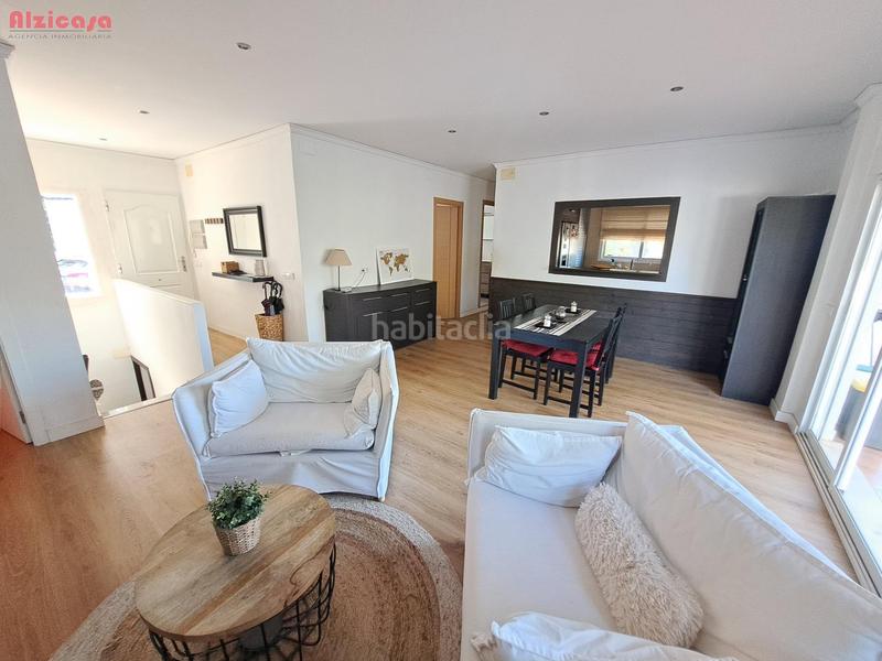 Foto a794b500-c0e5-457c-a0b5-036d83df804c. Chalet espectacular chalet en urb. santa marina barraca de aguas vivas en Alzira