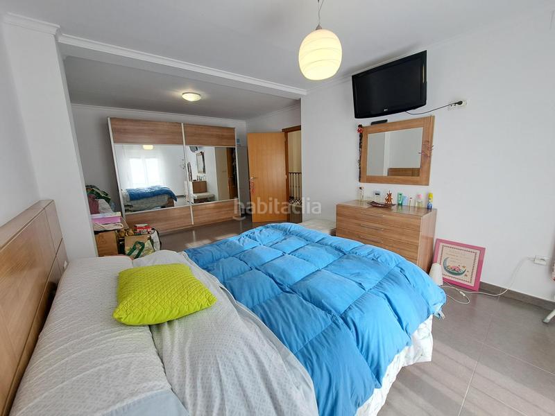Foto b5245924-3471-4d0d-954a-9e6cfb6a22f2. Casa preciosa casa con patio en Benimuslem