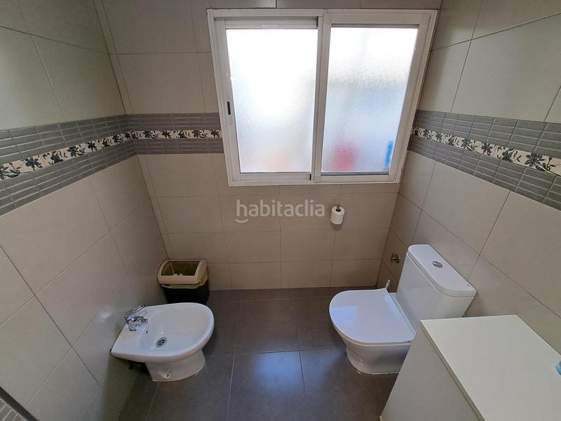 Foto ecdde2f6-4f99-4bc6-b7d2-ffc83f3f73ad. Casa preciosa casa con patio en Benimuslem
