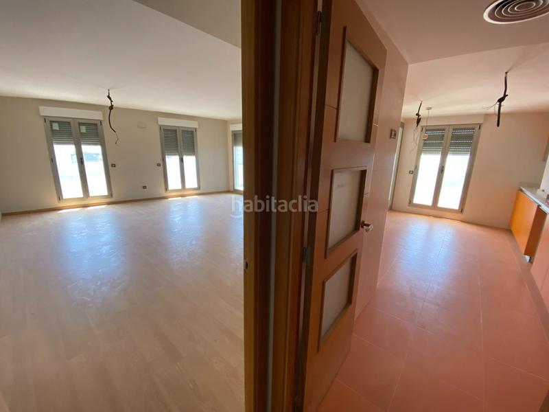 Foto 29339845-d772-4fbd-84f2-c2888e9a3ed2. Flat with heating parking in Tulell Alzira