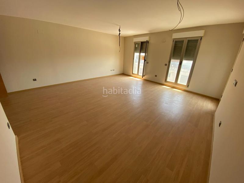 Foto 99845506-f65f-49cc-86e5-603f1f257f21. Flat with heating parking in Tulell Alzira