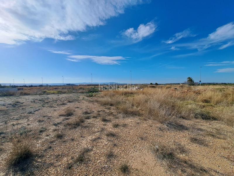 Foto c7ab59a3-4e9e-4668-b871-5da822d5c128. Solar industrial a Urbanitzacions i Pedanies Nord Alzira