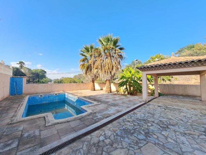 Foto 502b3eff-b388-4ef0-82f3-4e47afe7d9be. Chalet mit parking pool in Urbanitzacions i Pedanies Nord Alzira