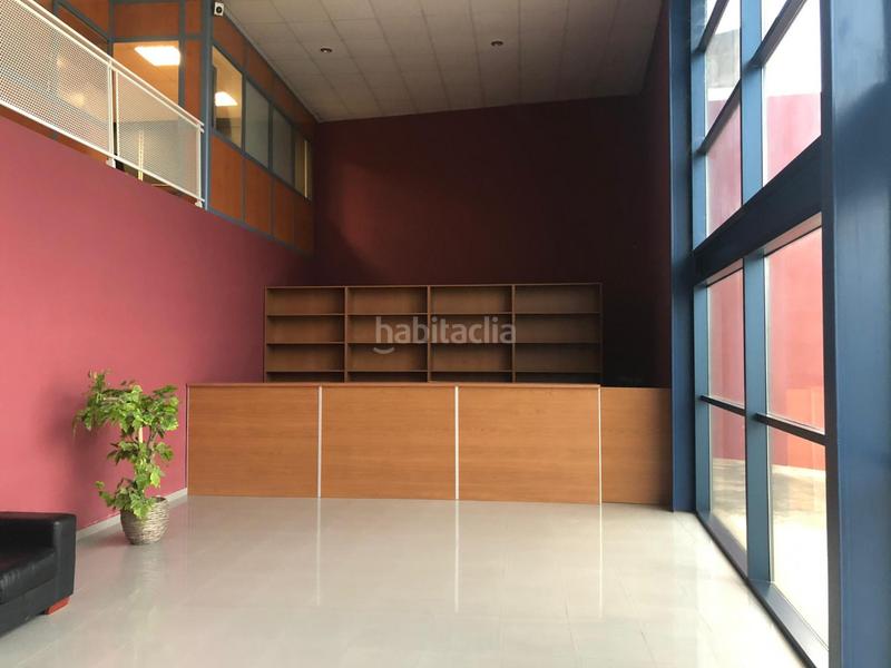 Foto 52abb9d3-fed7-4979-9fb2-e9ebea951509. Nave industrial  de poca antigedad en venta. en Guadassuar