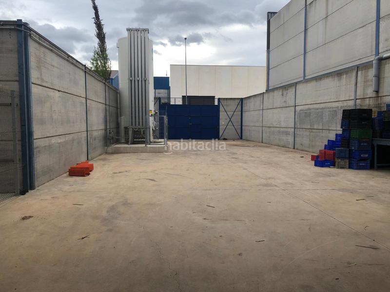 Foto cce99e06-1a37-484b-9218-953ad3742ee4. Nave industrial  de poca antigedad en venta. en Guadassuar
