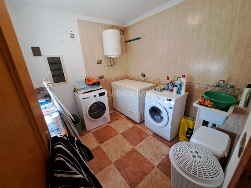 Foto 0b4814fe-d7c9-4f6b-acb9-a48f5c5902ae. Chalet mit parking pool in Urbanitzacions i Pedanies Sud Alzira