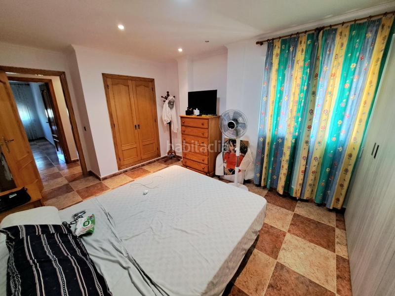 Foto e3a9513e-fc2e-431f-b249-a13d1524c02c. Chalet mit parking pool in Urbanitzacions i Pedanies Sud Alzira