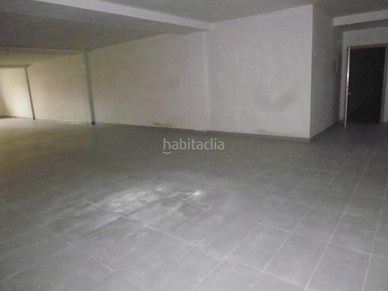 Foto a03ee0b8-498b-4d27-952d-fcf9a8e8ca56. Oficina a Tulell Alzira