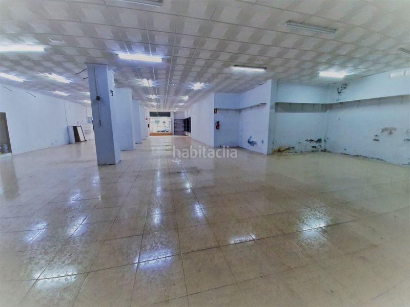 Foto 5efbf3dc-51c7-42d7-a221-e7acf0214ffe. Lloguer local comercial a Carcaixent