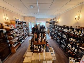 Local commercial à Carcaixent. Estupendo local comercial muy céntrico