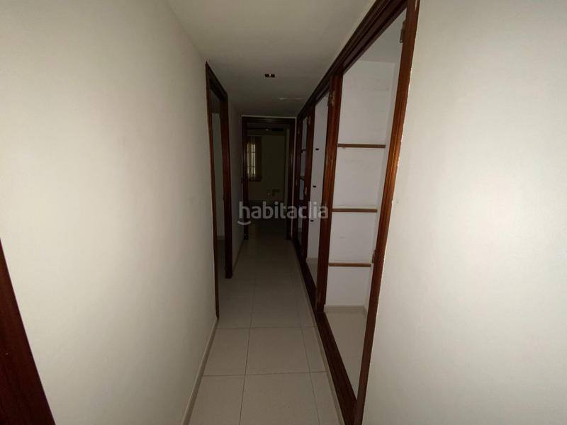 Foto 7eb1def5-73f6-4de0-8ddf-19696cdff226. Oficina a Pere Morell - Alborxí Alzira