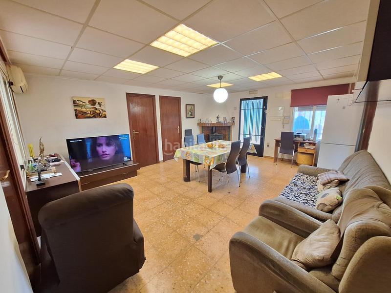 Foto 50e11530-f780-43c0-b980-9ad25d78a6a3. Chalet mit parking pool in Urbanitzacions i Pedanies Nord Alzira