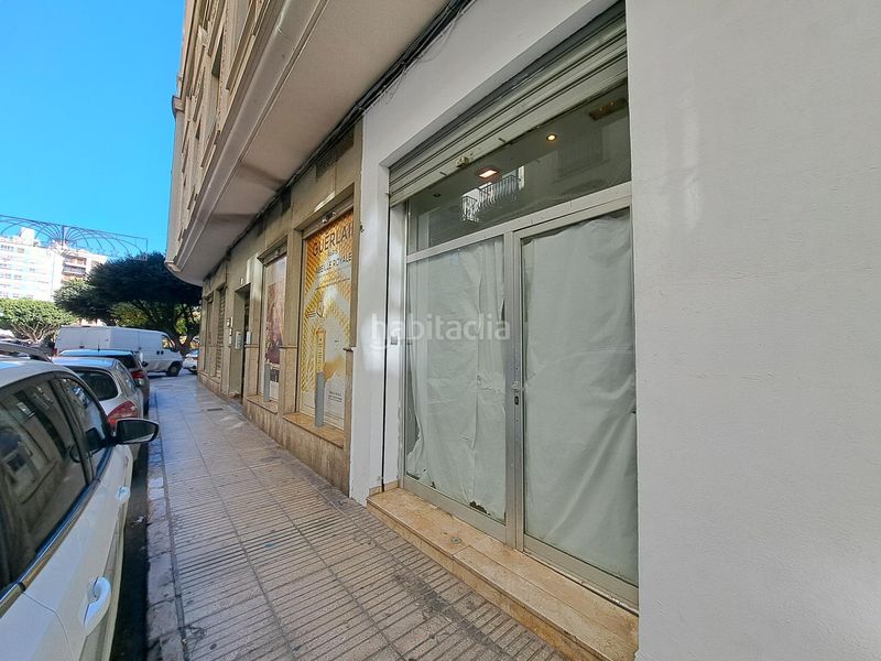 Foto 41dcb1c5-8e25-47b5-bfa6-466c4a714ce0. Local comercial a Centre Alzira