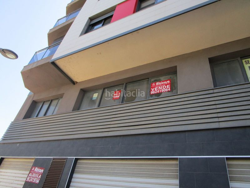 Foto e5a8f602-0fda-4d7f-bb3d-7d225050b5a3. Aparcament cotxe a Tulell Alzira