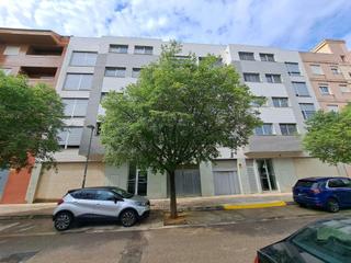 Local commercial à Algemesí. Local diáfano con posibilidad de división