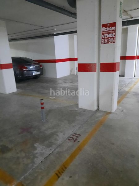 Foto b654efa2-b5cb-4095-b838-f07158c833b0. Aparcament cotxe a Tulell Alzira