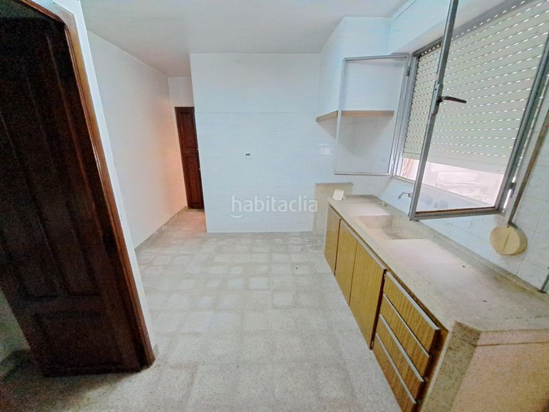 Foto ac4a4566-0738-418b-a80b-17584e39394f. Planta baixa amb aparcament a Carcaixent