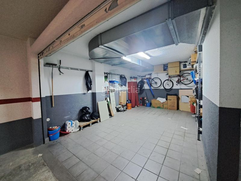 Foto 560a36bd-9ad4-4816-9a5a-722e41f89d39. Aparcament cotxe a Sants Patrons Alzira