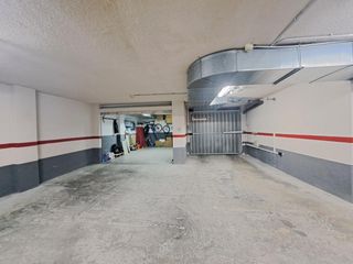 Posto auto  Calle de salvador perles. Cabina cerrada en planta altillo