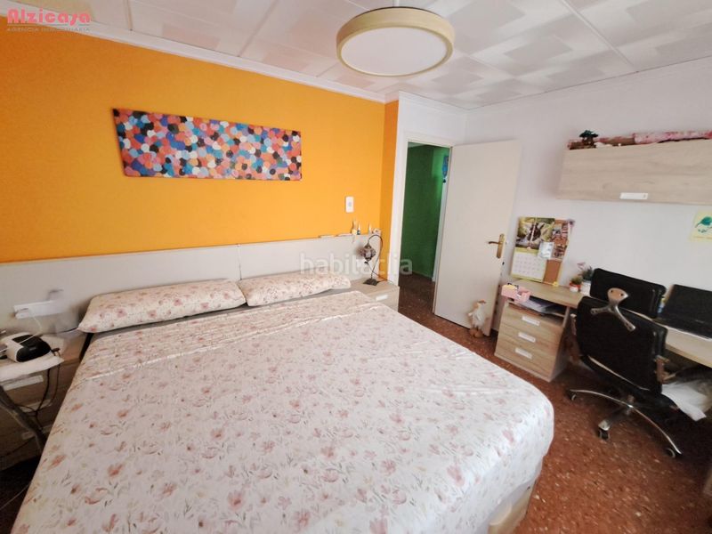 Foto f89b532e-633e-4d13-afd5-ba7c38f606bb. Xalet amb aparcament piscina a Alberic