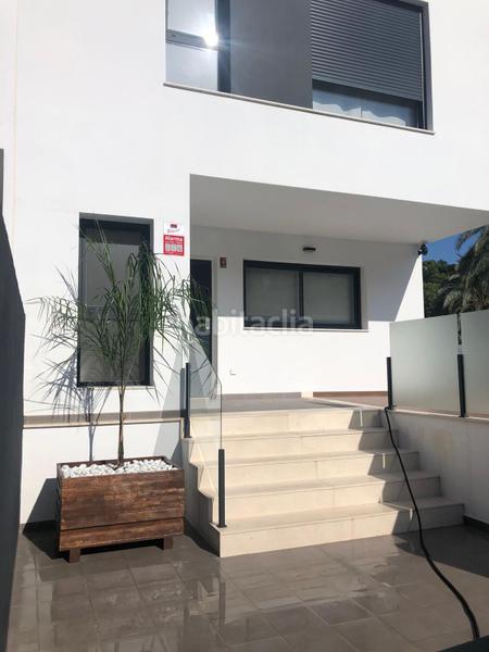 Foto 0c7ac9b7-0c6c-40e9-a757-926d8cbb2528. Casa adosada se vende espectacular adosado en la urbanización el raco en Alzira