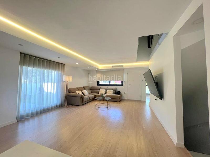 Foto c6264541-6550-4cbb-bd3c-6d330abe5475. Casa adosada se vende espectacular adosado en la urbanización el raco en Alzira
