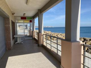 Chalet  Urbanizacion urbanización el silencio. Excelente chalet en primera línea de la playa del brosquil en cu