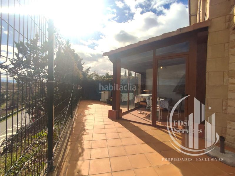 Foto 6258d7c0-c533-4ee3-8a55-a069be729f2f. Casa aparellada amb xemeneia calefacció aparcament a Elciego