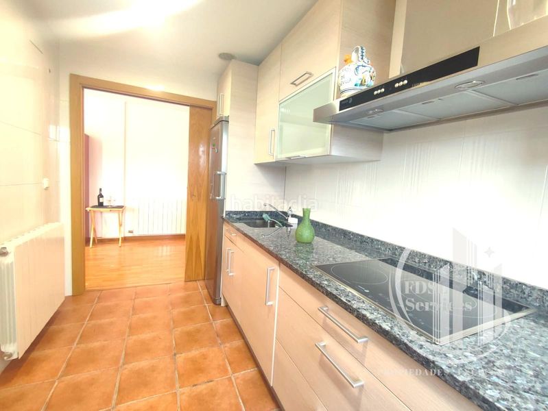 Foto 70cdf3a8-a94f-4961-a78b-a8c10b076d5f. Casa aparellada amb xemeneia calefacció aparcament a Elciego