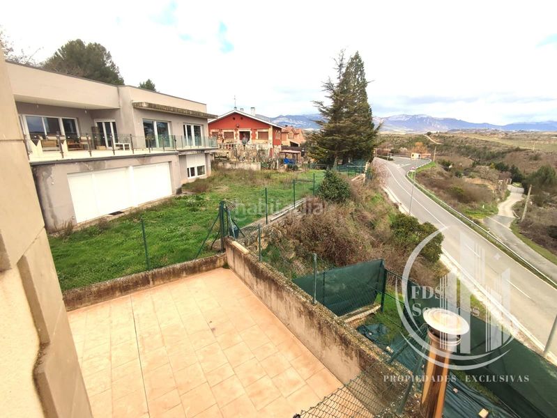 Foto be3fe874-8c54-4f38-9ff6-00bcadc1c2cd. Casa aparellada amb xemeneia calefacció aparcament a Elciego
