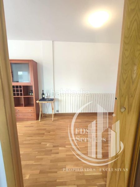 Foto d9a645ac-7055-4df1-9135-33309567a1c4. Casa aparellada amb xemeneia calefacció aparcament a Elciego